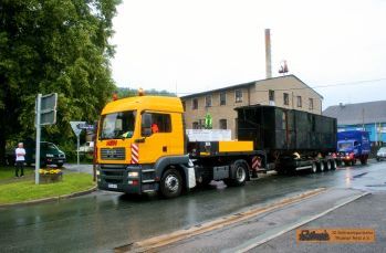 Der Wagen hat Einfahrt im Bahnhof Herold. � S. Meyer