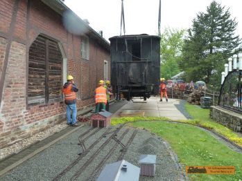 In wenigen Minuten steht der Wagen. � M. Ihle