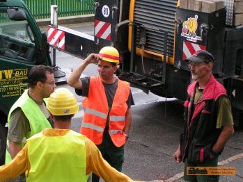 Geschafft f�r Heute / das Team b. � J. Reuter