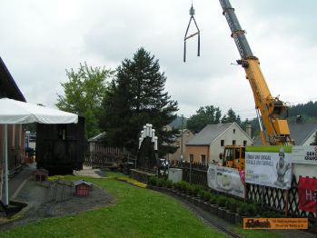 Der letzte Kranhub. � J. Reuter