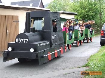 Zwichenstopp am Haltepunkt Mittelherold.