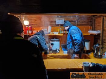 Unsere Glühwein Oase auf dem Bahnhof Herold.