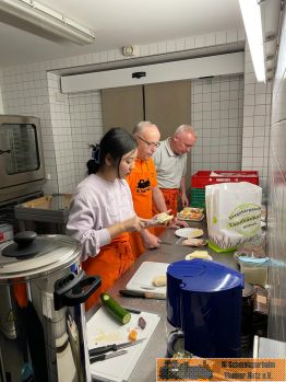 Wir sorgen fr das leibliche Wohl!